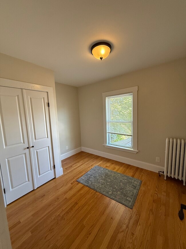 Building Photo - 22 Mansfield St