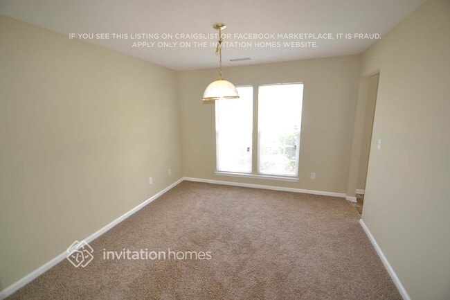 Foto del edificio - 1228 Brook Farm Ln