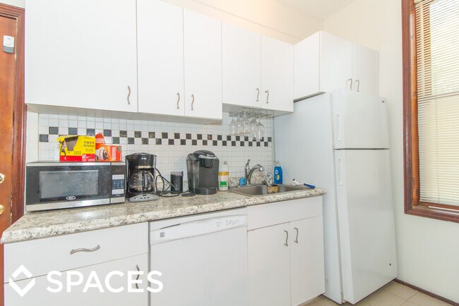 Foto del edificio - 1254 W Henderson St