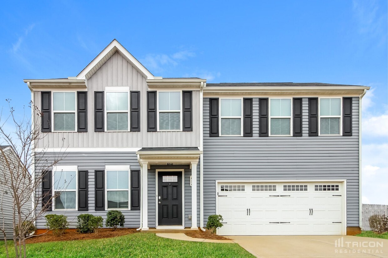 Foto principal - 656 McCormick Ln
