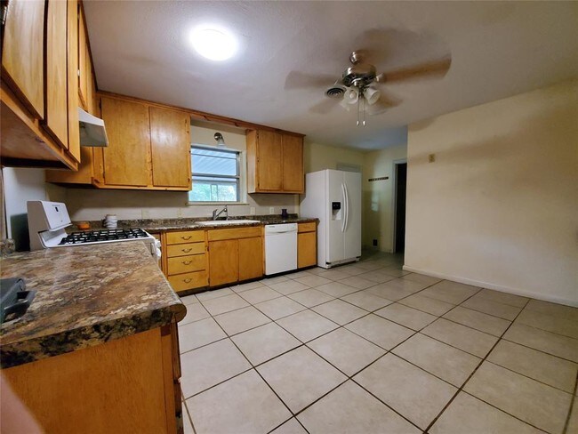 Foto del edificio - 1503 Linden Dr