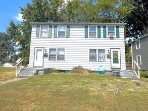 Building Photo - 408 E Parkland Ave