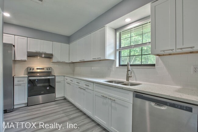 Building Photo - 3 br, 2 bath House - 911 Meginnis Lane