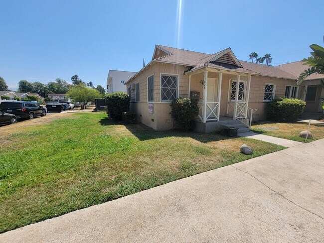 Building Photo - 13626 Leadwell St