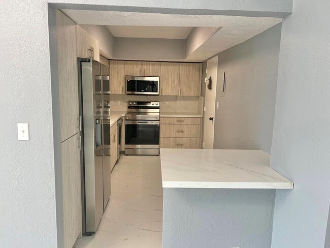 Foto del edificio - 3801 S Ocean Dr