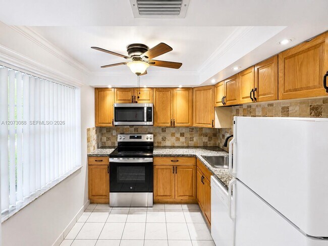 Building Photo - 3141 NW 47th Terrace