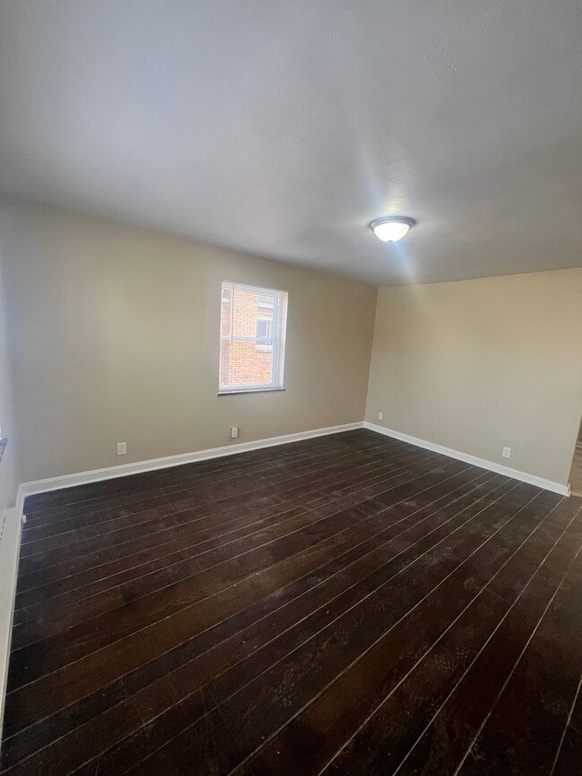 Foto del edificio - 1033 Tennessee Ave