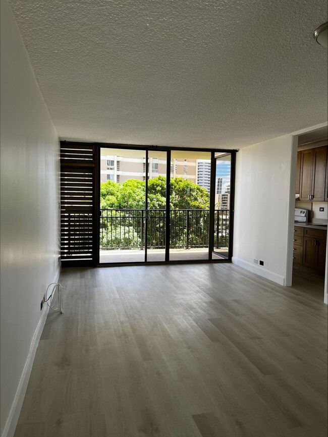 Foto del edificio - Newly renovated 1bd/1ba in Makiki