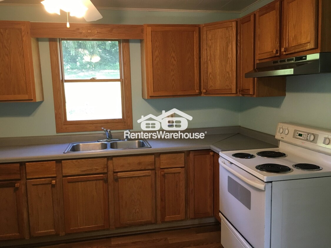 Primary Photo - W219 Terrace St