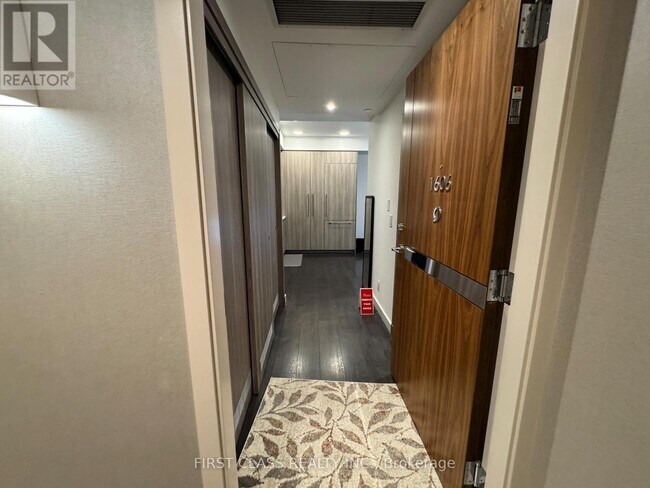 Photo du bâtiment - 27 McMahon Dr