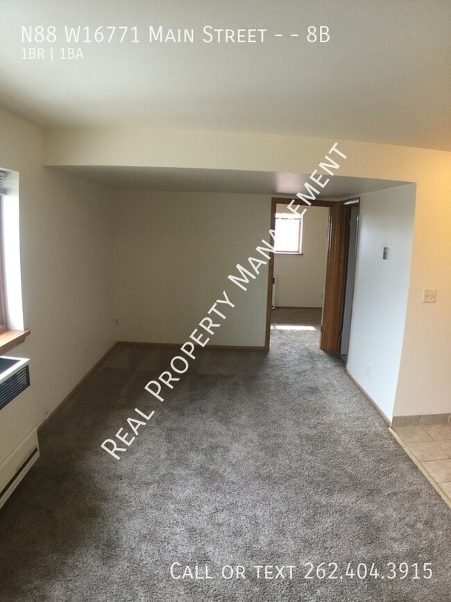 Building Photo - Private Entry 1 Bedroom Upper Apartment