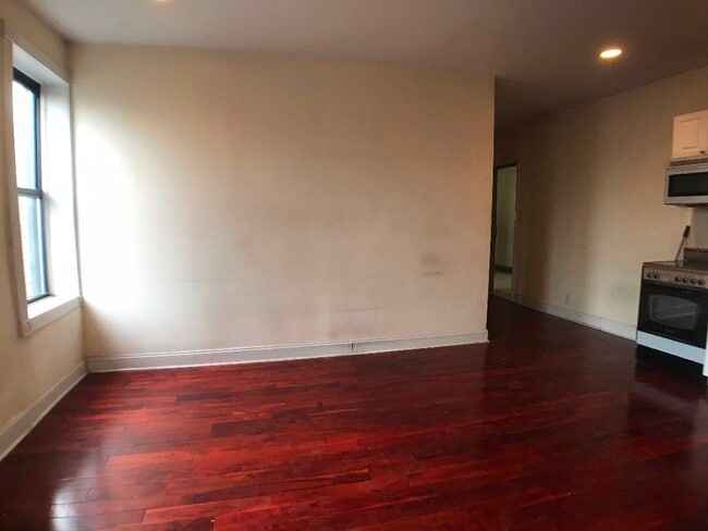 Building Photo - 20 Magaw Pl