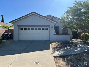 Building Photo - 3545 Cap Rock Way