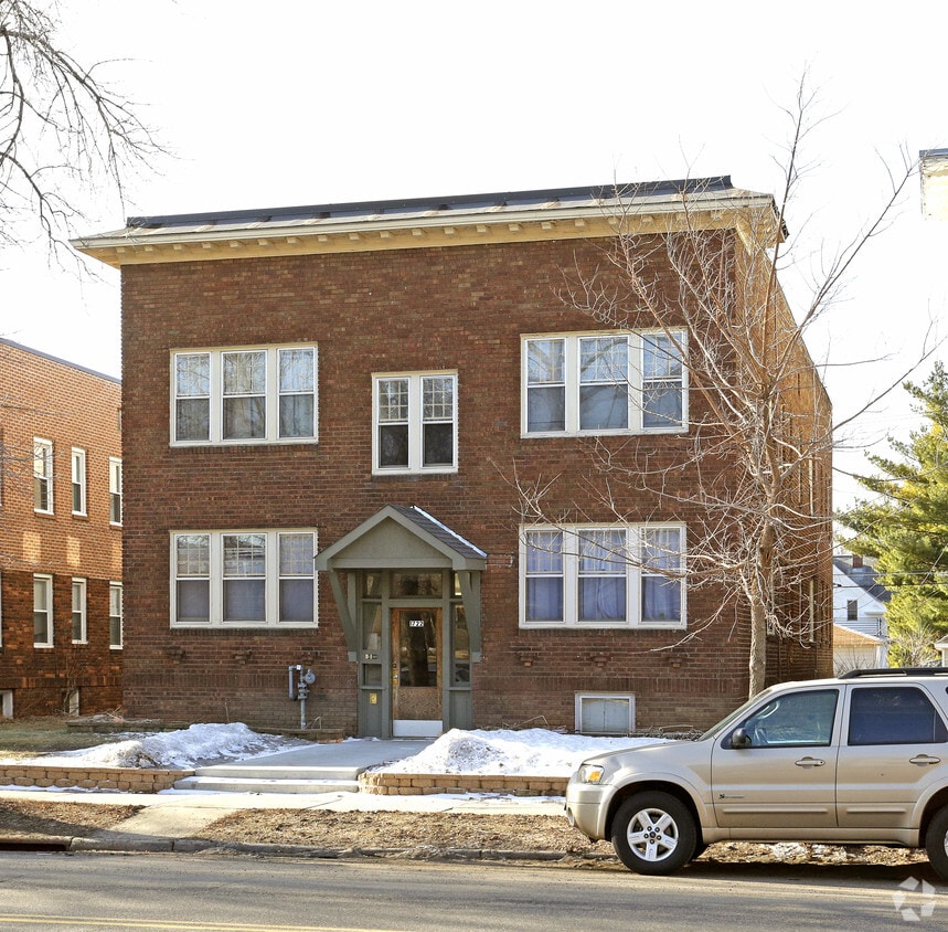 1722 Grand Ave, Saint Paul, MN 55105 Apartments in Saint Paul, MN