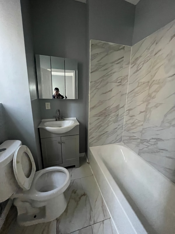 Building Photo - 16 Duryea St