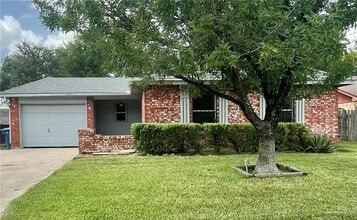 Building Photo - 2520 Goldcrest Ave W