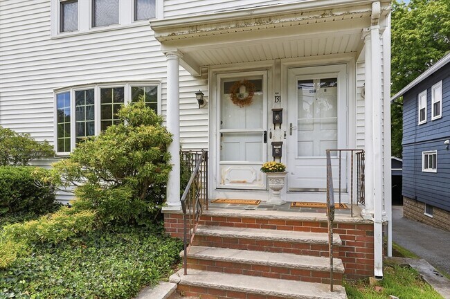 Foto del edificio - 131 Highland Ave