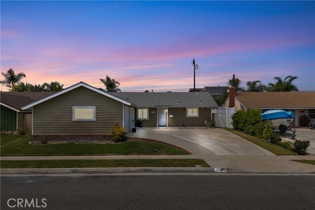 Foto del edificio - 17551 Misty Ln