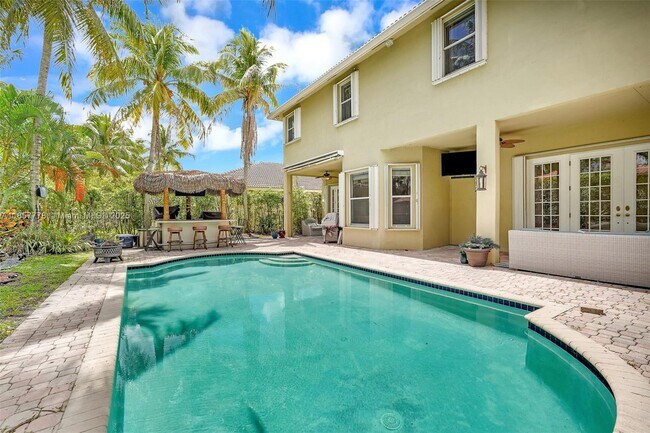 Foto del edificio - 904 Stillwater Ct