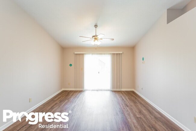 Foto del edificio - 11550 Ross Common Dr