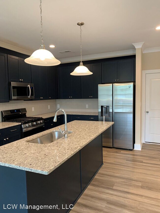 Building Photo - 3 br, 2.5 bath House - 1771 Welden Village...
