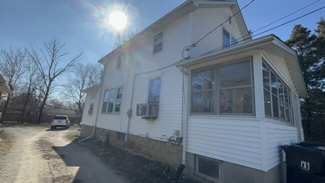 Building Photo - 205 E Phoenix Ave