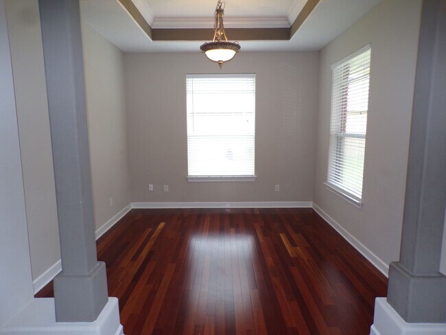 Foto del edificio - Spacious 3 Bed/2 Bath Home on Wooded Lot