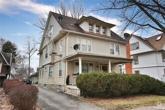 Building Photo - 195 Harvard St
