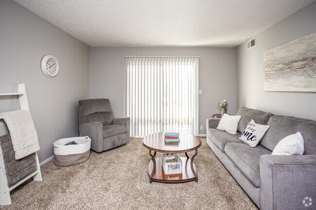 2HAB, 2BA - 900 ft² - Country Estates at Morningside