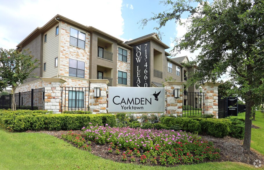 Camden Yorktown Rentals Houston, TX