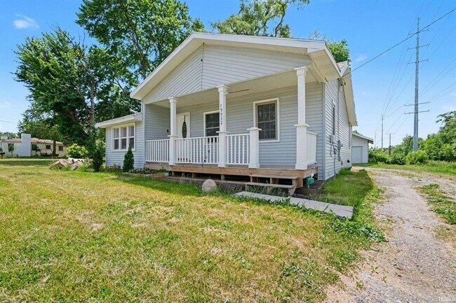 Foto del edificio - Completely remodeled home located on the north side of South Bend