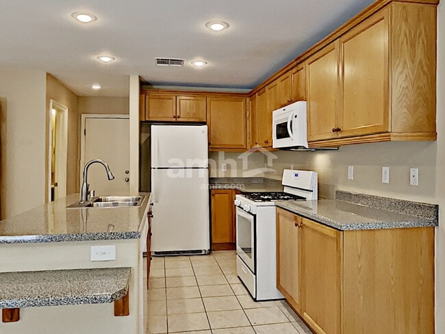 Building Photo - 229 Wicked Wedge Way