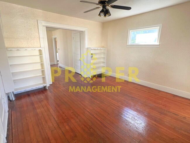 Foto del edificio - 3 bedrooms 1 bathrooms house for rent