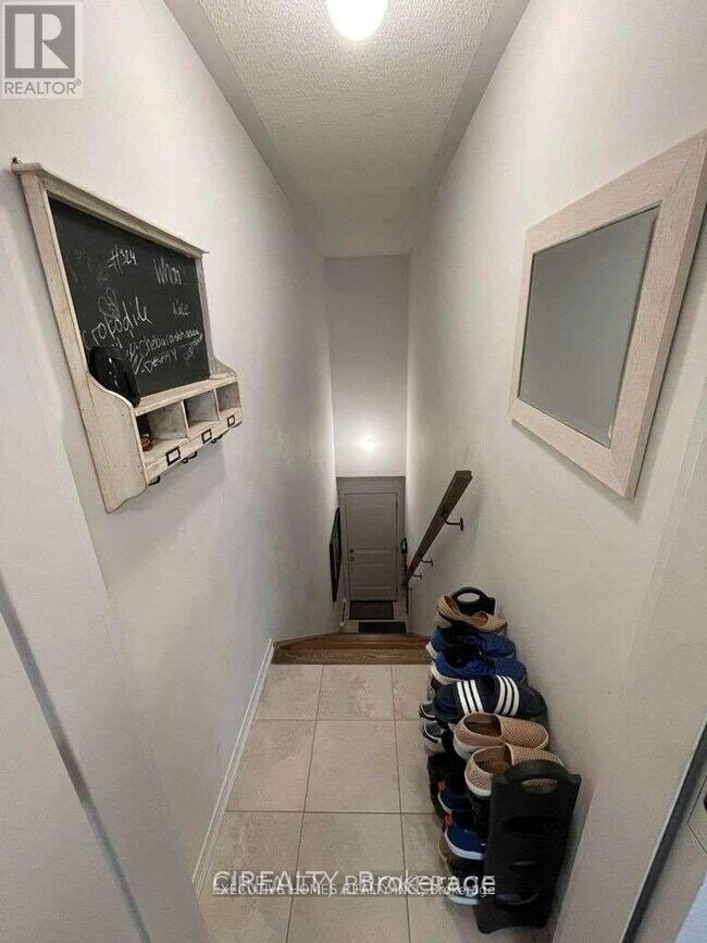 Photo du bâtiment - 2480 Post Rd