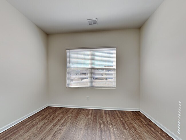 Building Photo - 138 Orion Way