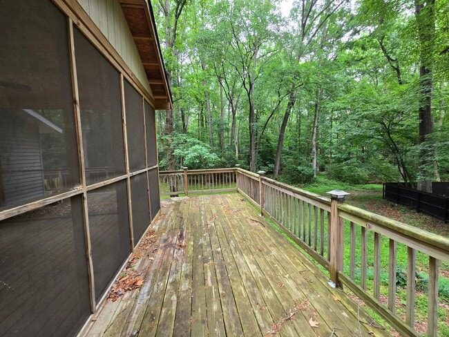 Building Photo - 1117 Ralph Dr