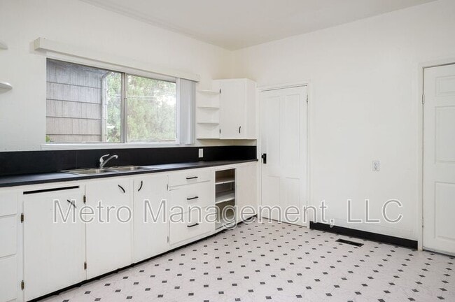 Foto del edificio - 6824 SE Long St