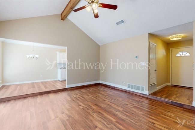 Building Photo - 16 Atlanta Ct