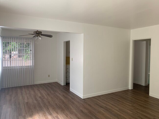 Building Photo - 185 Ximeno Ave