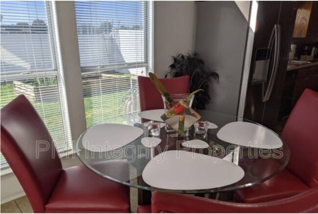 Foto del edificio - 13576 S Fairview Ave