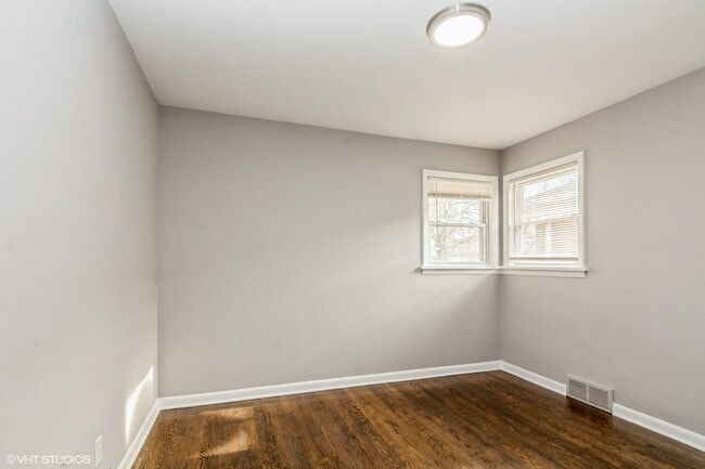 Building Photo - 516 Forsythe Ave (3)