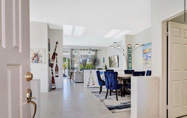 Foto del edificio - 38635 Orangecrest Rd
