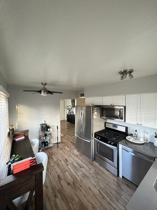 Foto del edificio - 909 E Marlette Ave