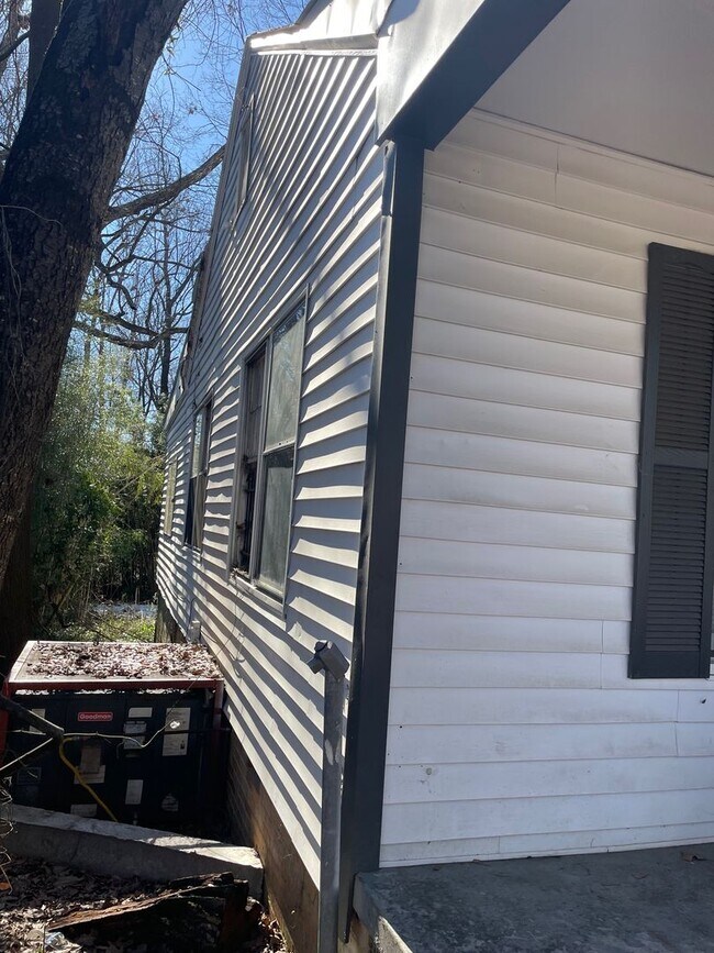 Foto del edificio - 5005 W 31st St