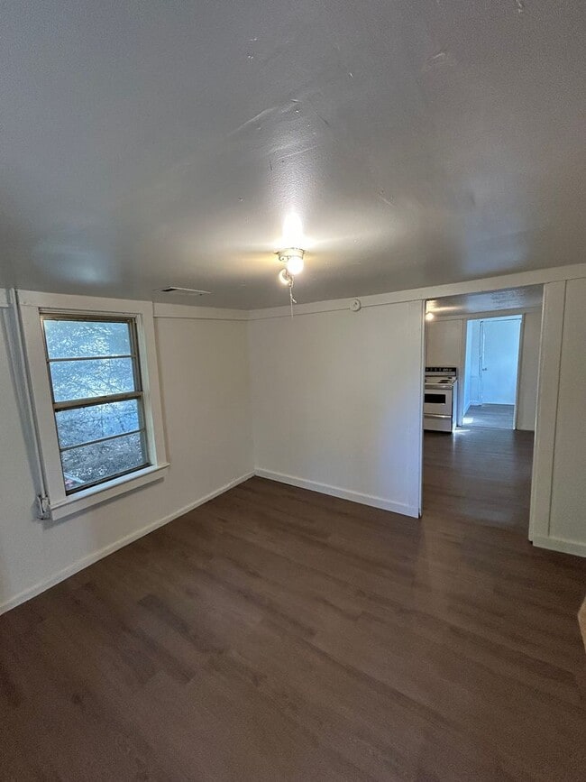 Foto del edificio - 1,000.00 MOVE-IN-SPECIAL