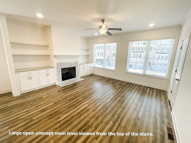 Foto del edificio - Pet Friendly End Unit Townhome