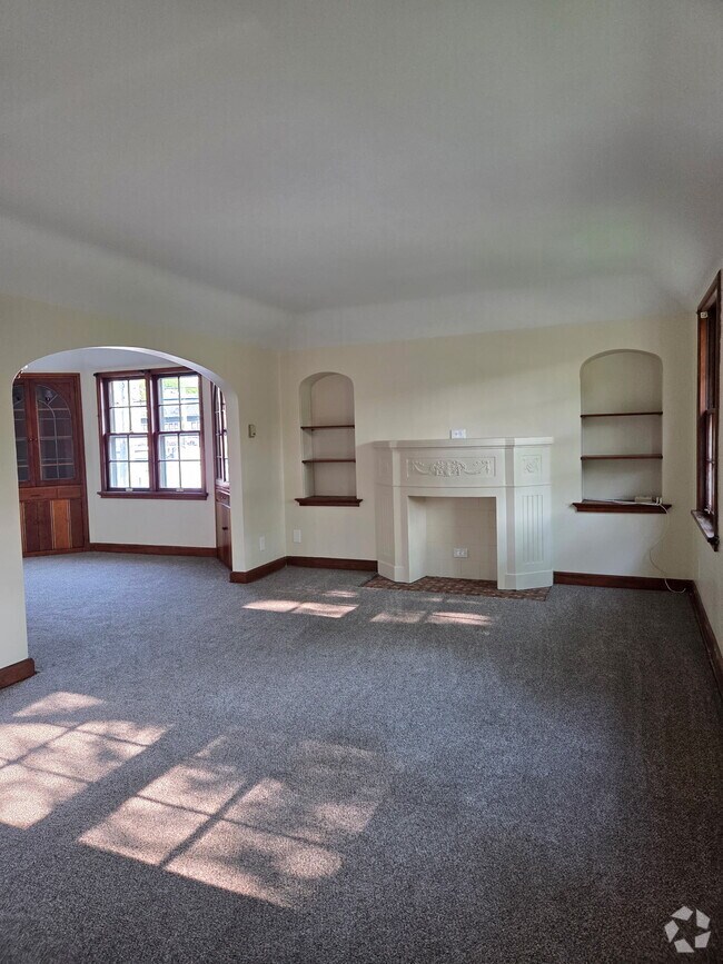 Building Photo - 3122 N 49th St
