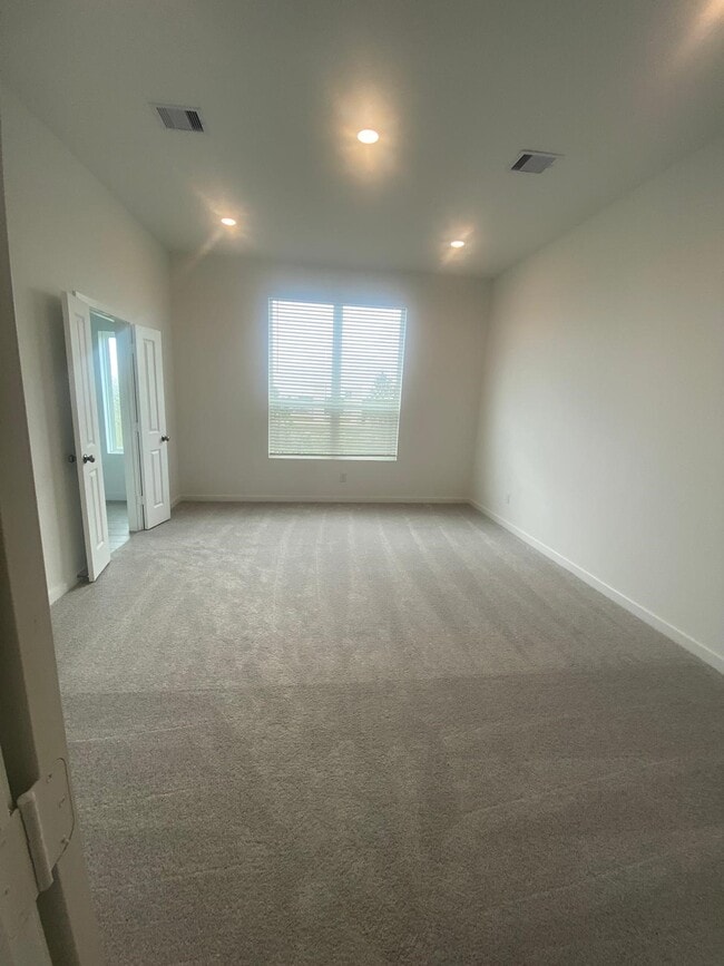 Building Photo - 12638 Blue Catfish Ln