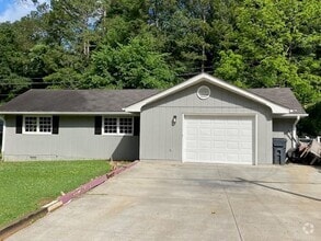 Building Photo - 127 Huff Dr SW