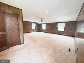 Building Photo - 2710 Academy Dr